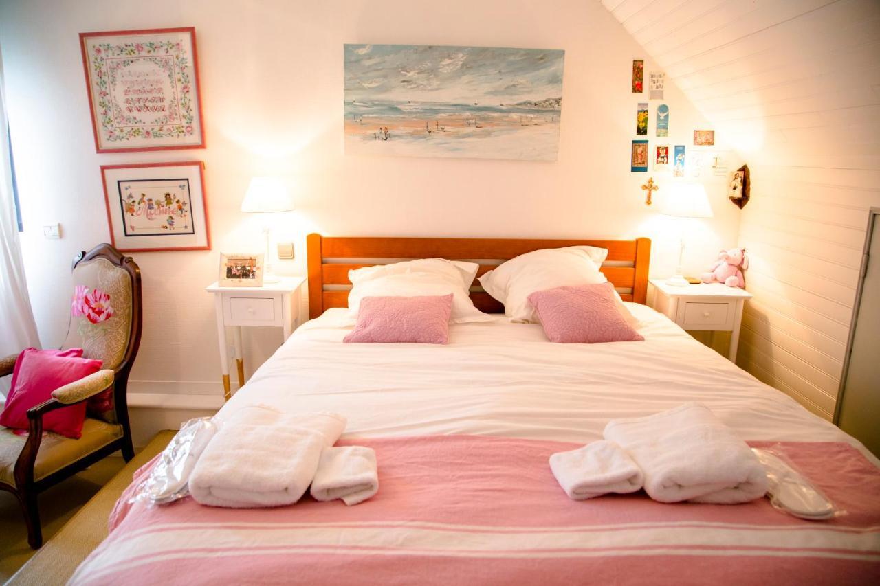 Le Champ Du Renne Bed & Breakfast Льо Ман Екстериор снимка