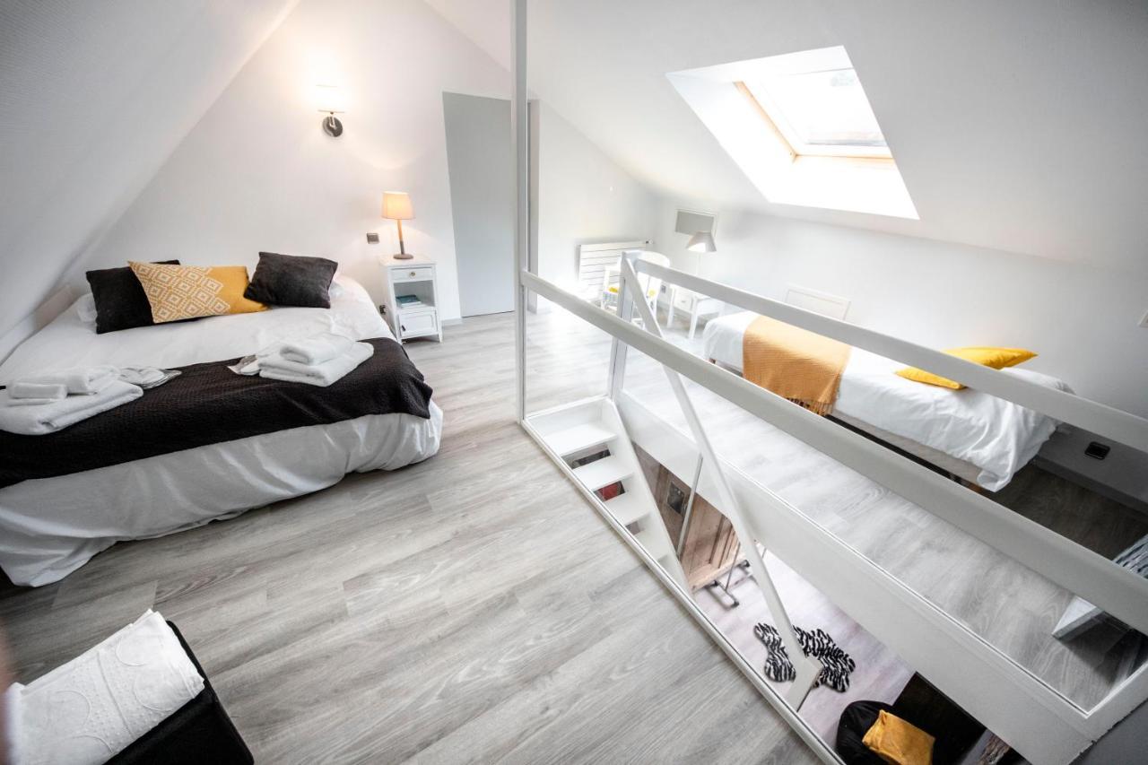 Le Champ Du Renne Bed & Breakfast Льо Ман Екстериор снимка
