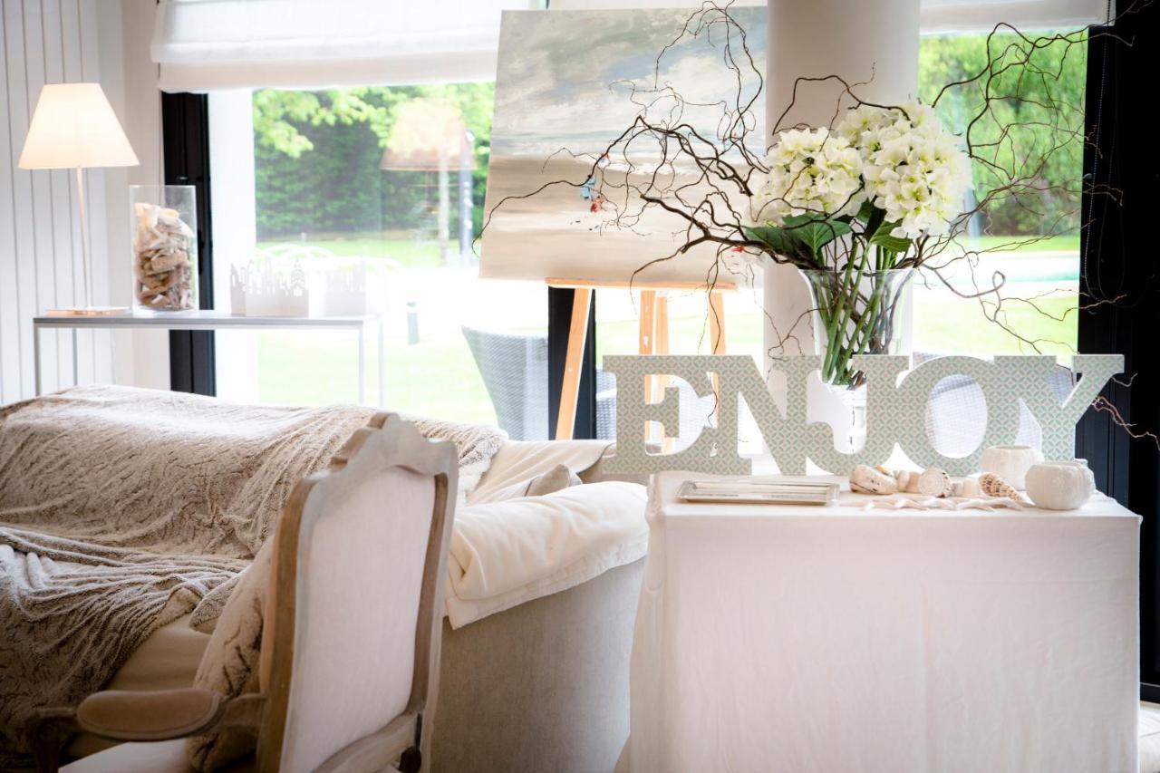 Le Champ Du Renne Bed & Breakfast Льо Ман Екстериор снимка